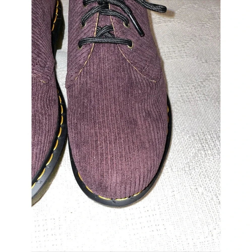 Dr. Martens Men’s Corduroy Oxfords Size 8 M Purple Streetwear Outdoors City NWOB